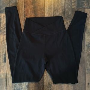 Alphalete cross front leggings